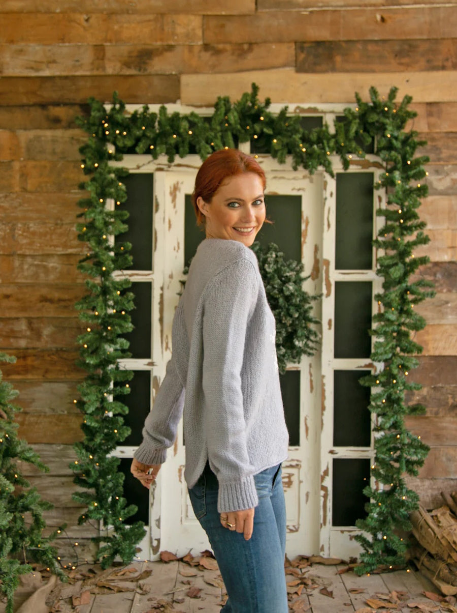 Clara Embroidered Crew