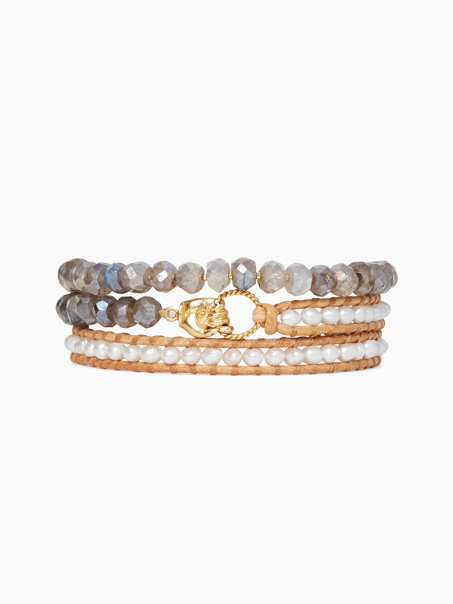 Mano Triple Wrap Bracelet in White Pearl Mix