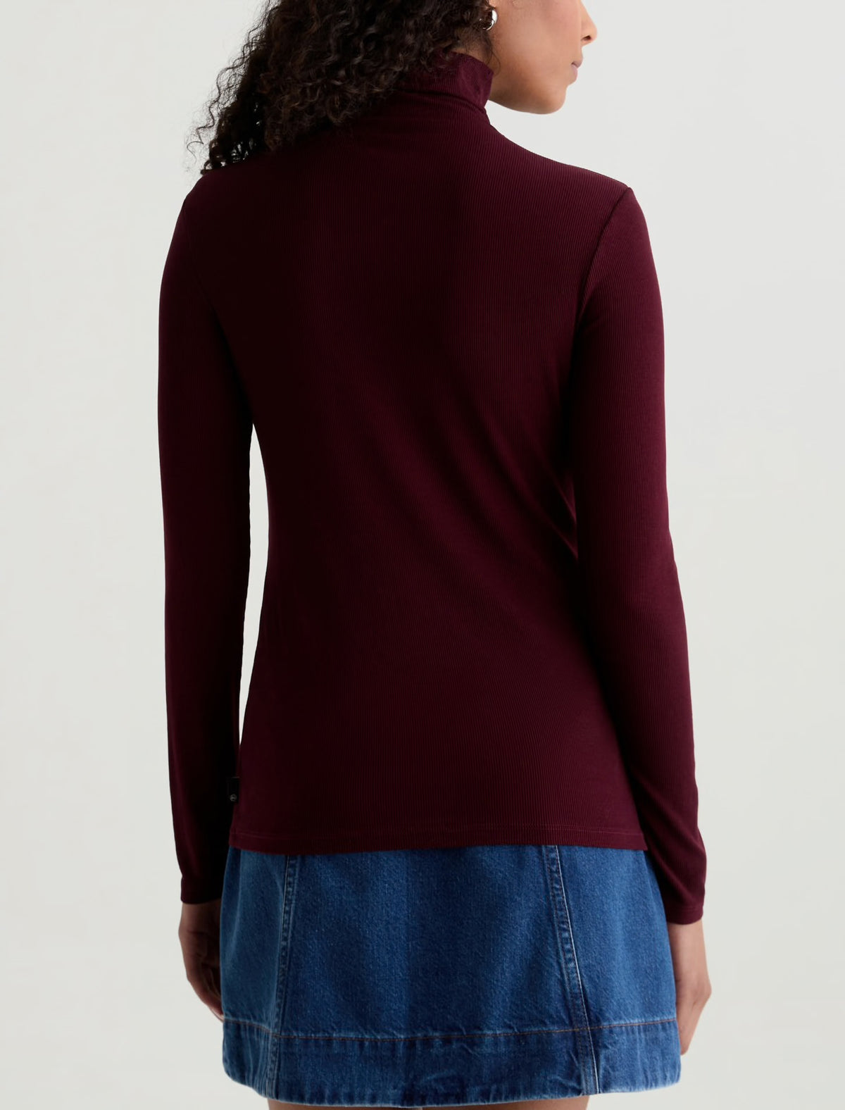 Chelsea Turtleneck in Winery