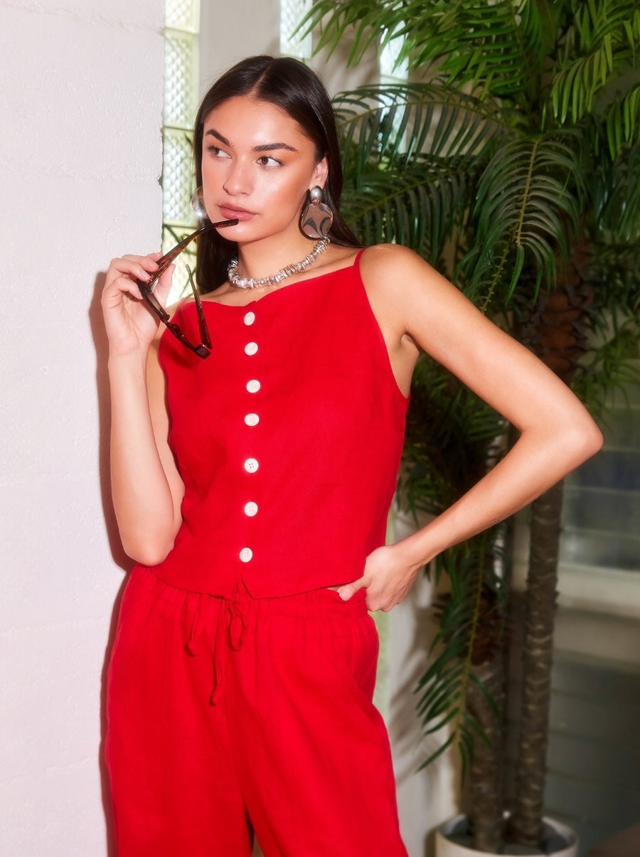 Elis Sleeveless Button Up Top