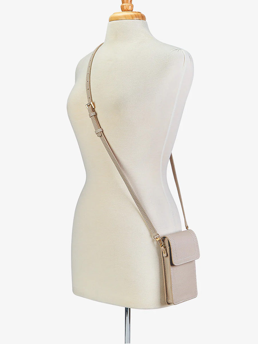 Liv Crossbody