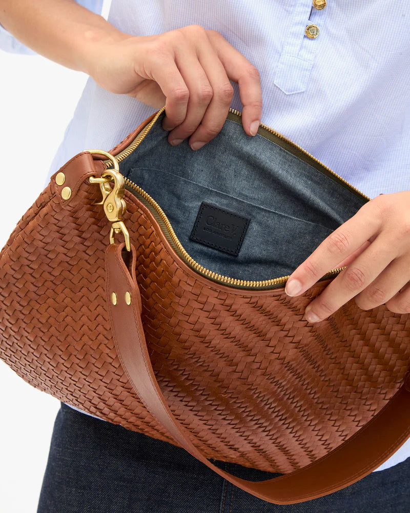 Moyen Messenger in Hazelnut