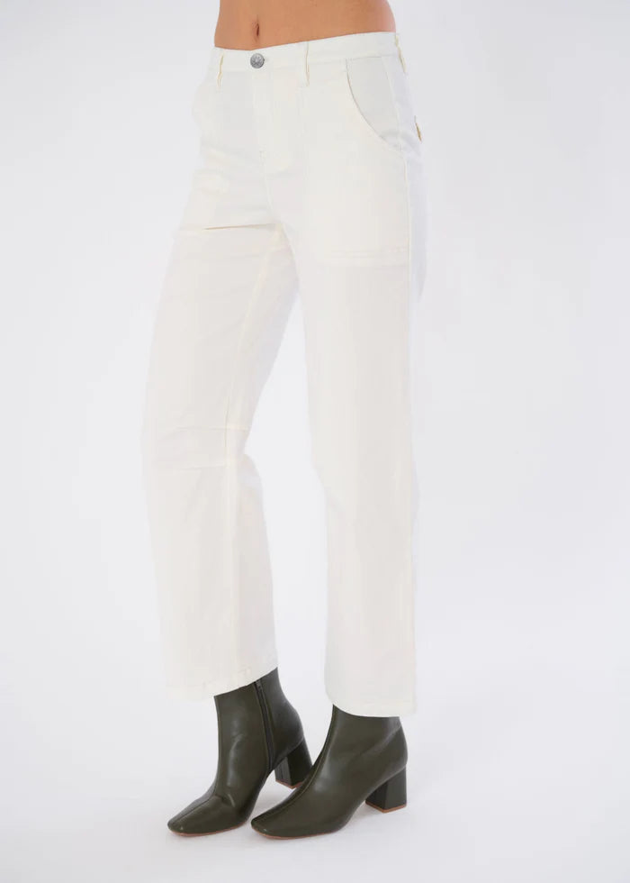 Theona Straight Leg Pant