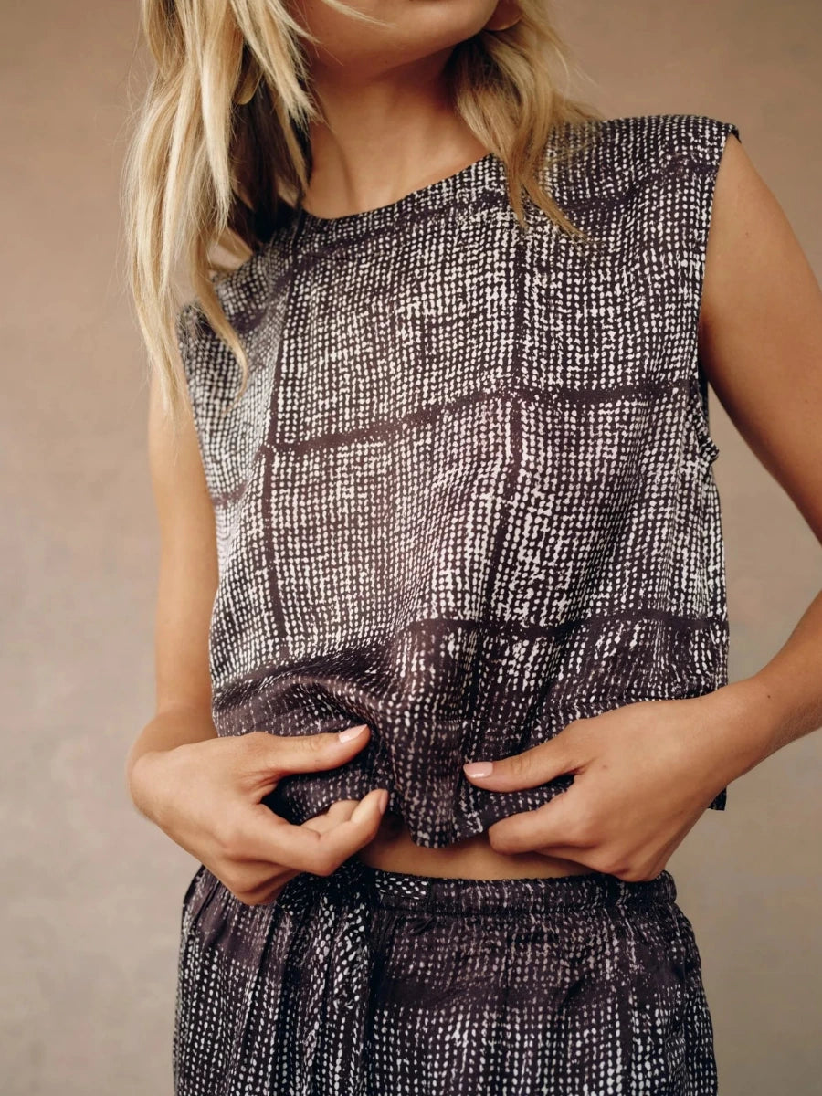 Boxy Button Back Top
