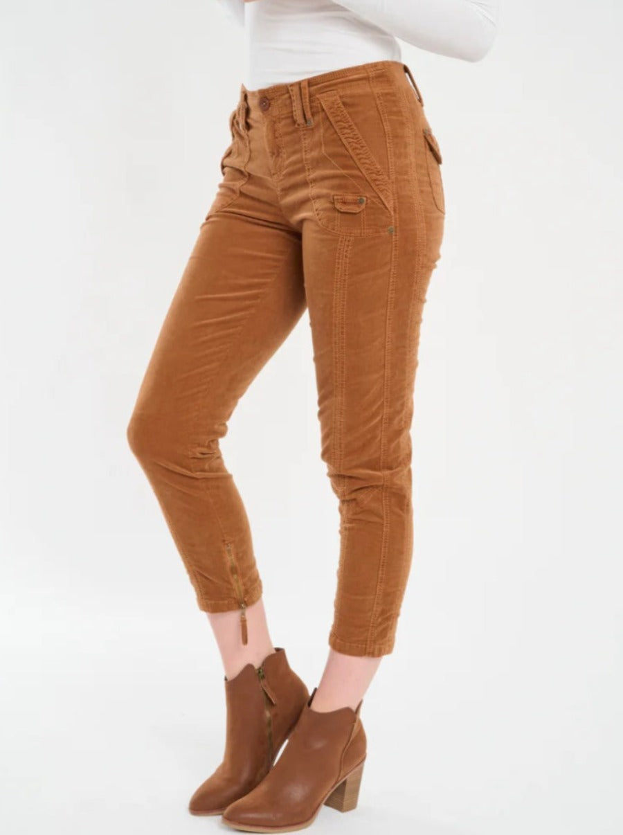 Eliam Corduroy Pant