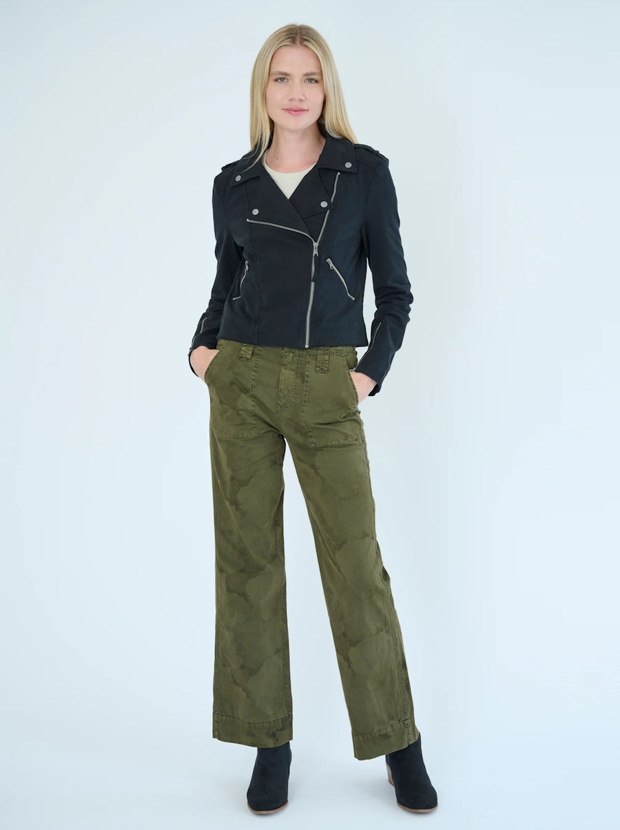 Darilyn Stretch Twill Camo Pants