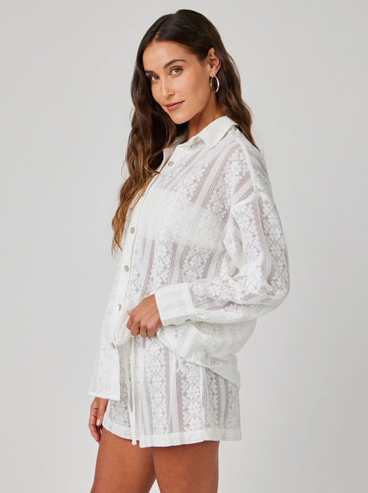 Oversized Clean Shirt