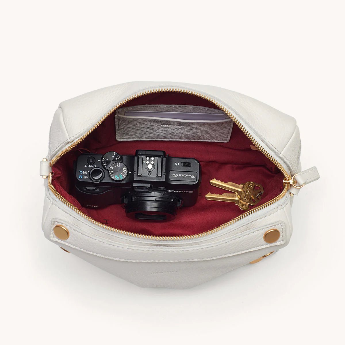 Evan Crossbody in Calla Lily