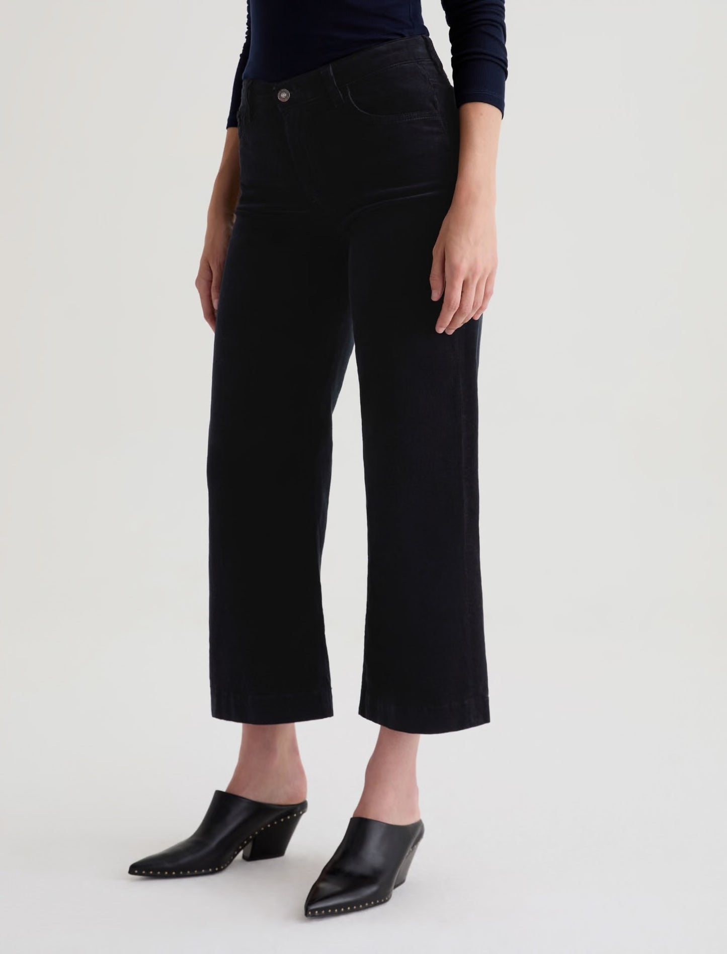 Saige Wide Leg Crop Cord in Super Black