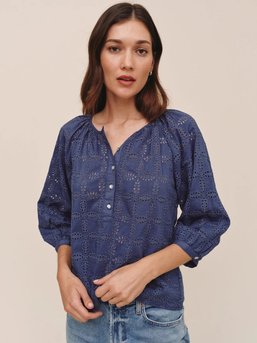 3/4 Sleeve Pullover