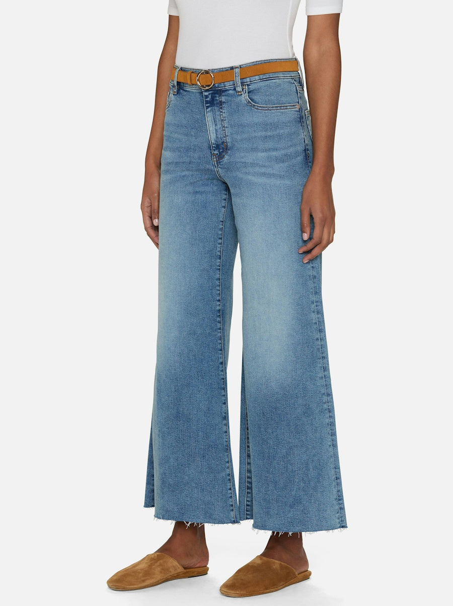 Le Palazzo Crop in Crave Raw After