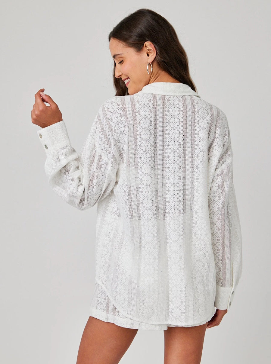 Oversized Clean Shirt