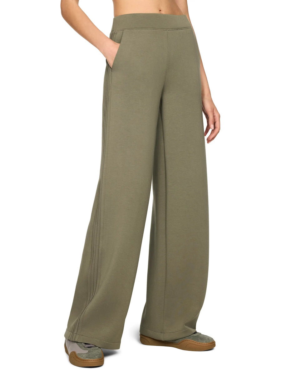 Pintuck Wide Leg Pant