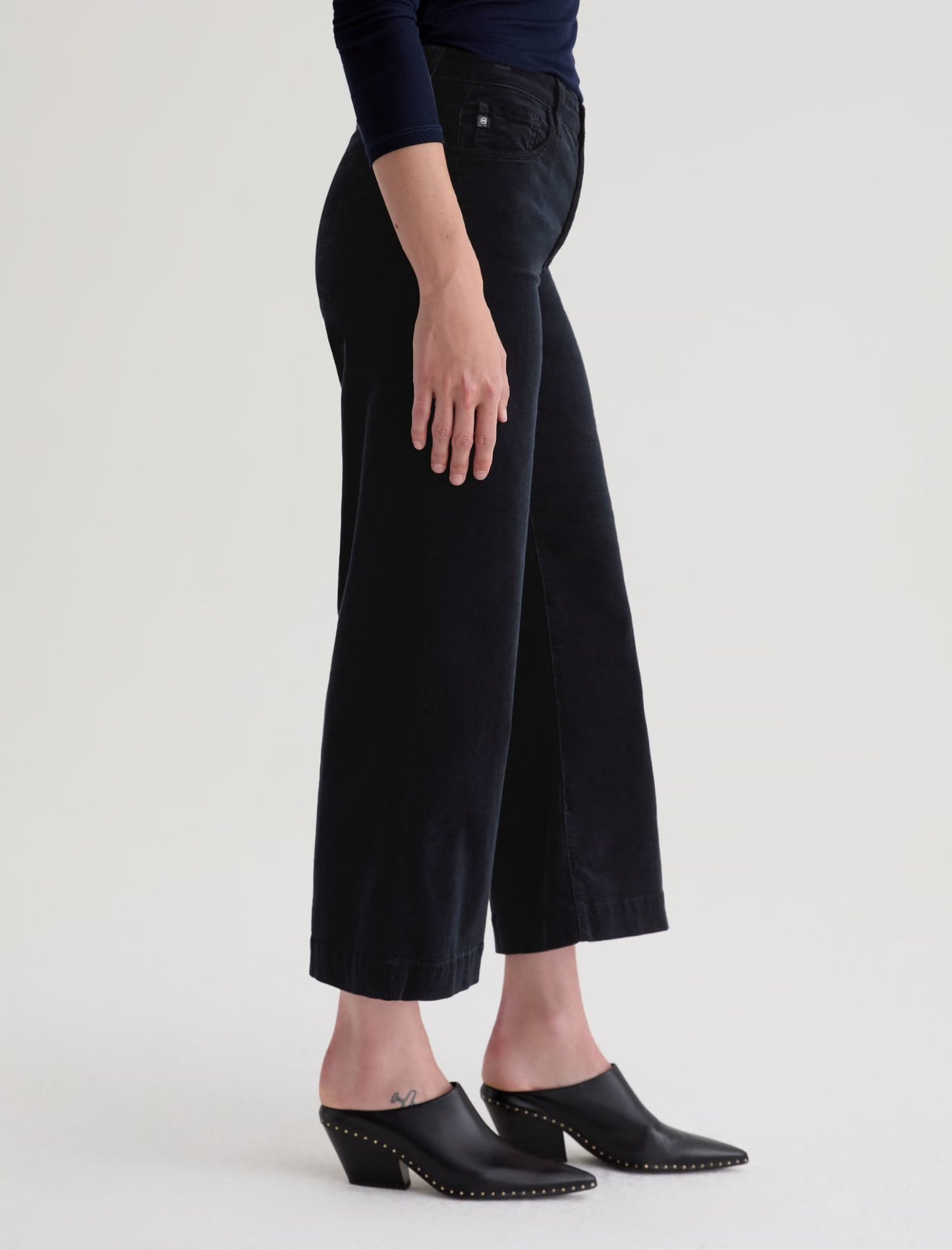 Saige Wide Leg Crop Cord in Super Black