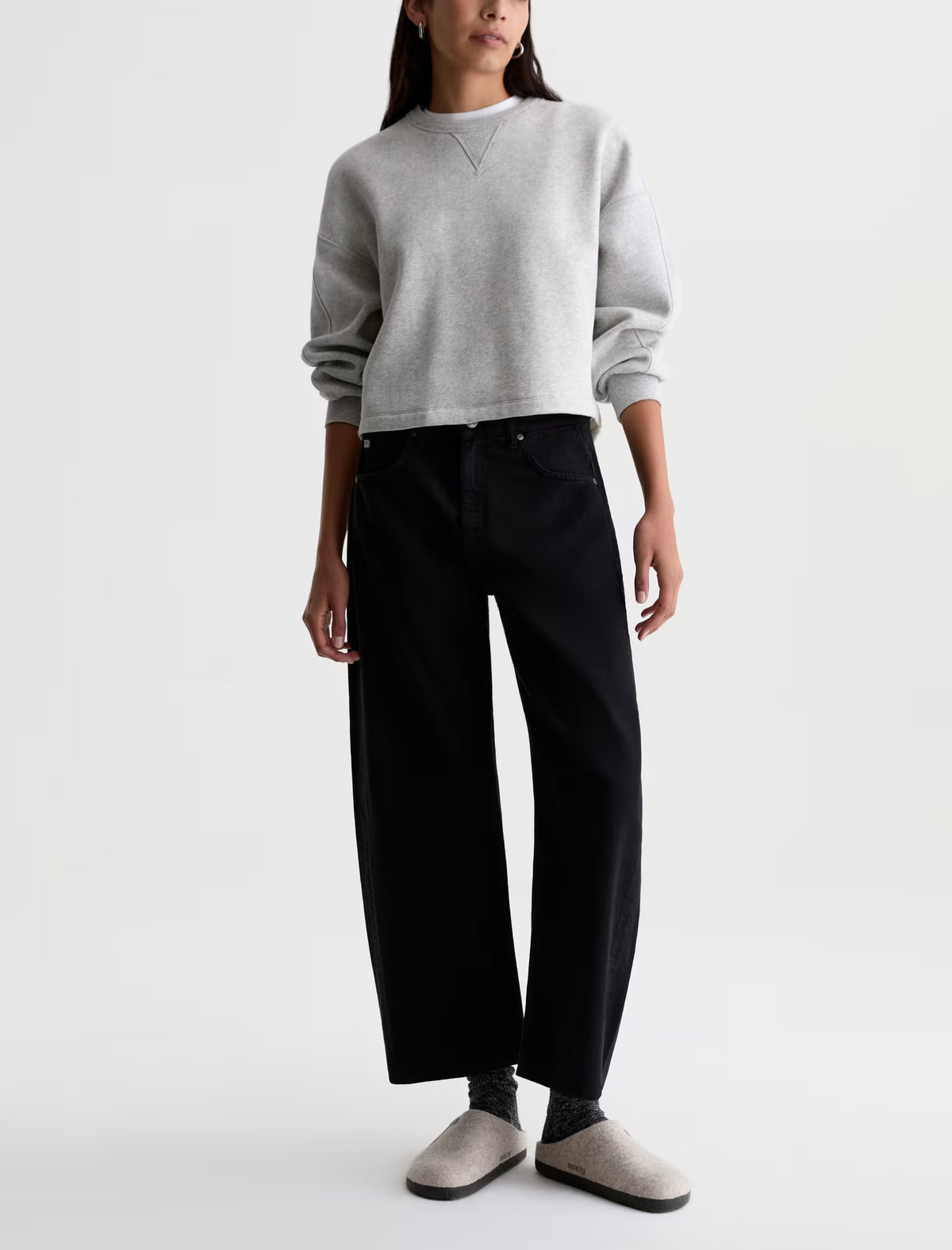 Hattie in Super Black
