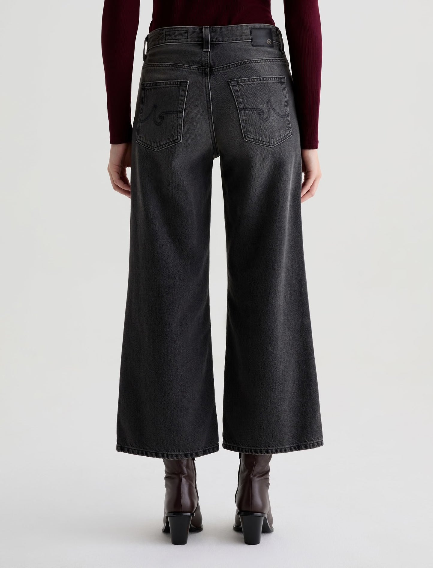Saige Wide Leg Crop in Overnight