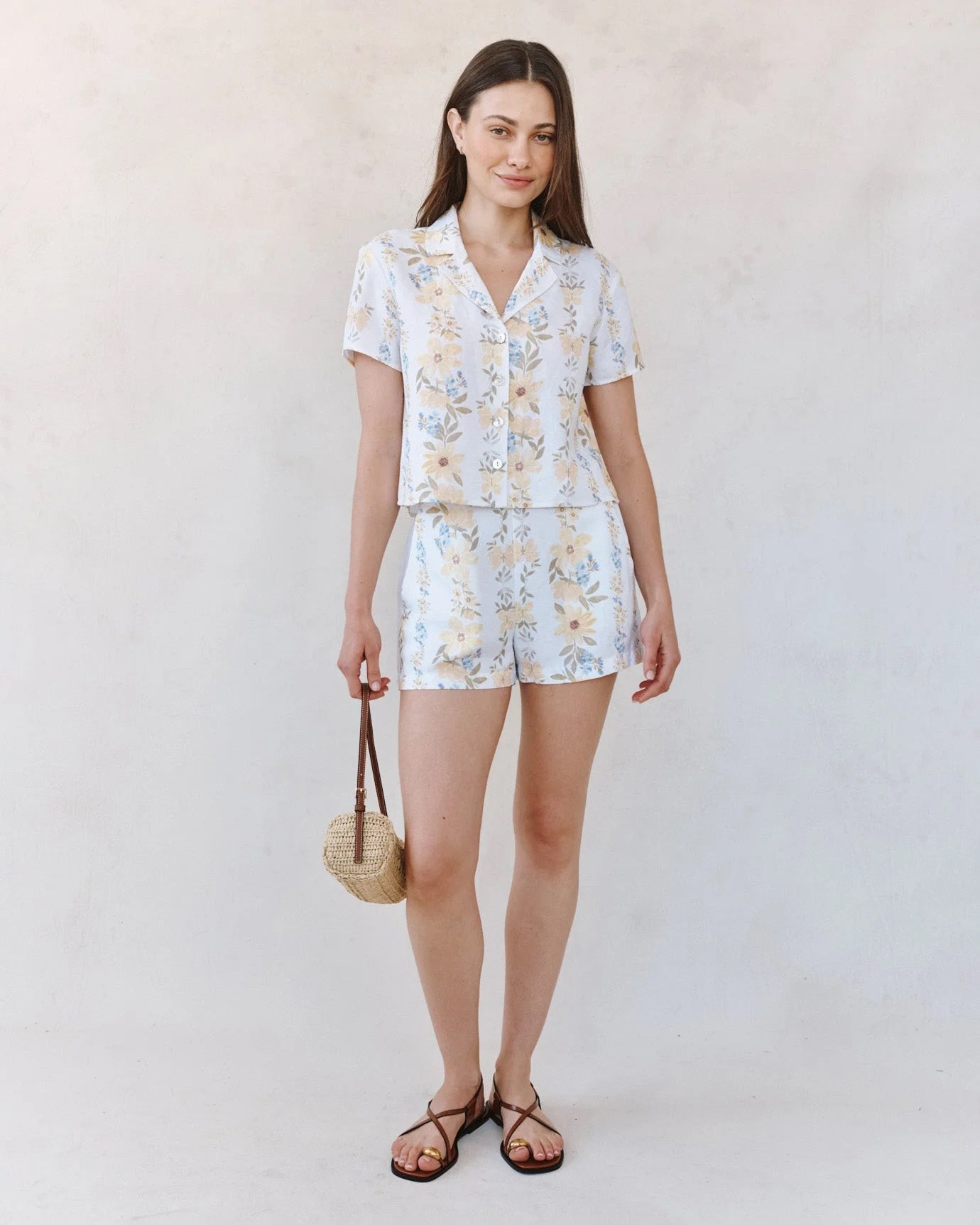 Short Sleeve Knotch Collar Shirt