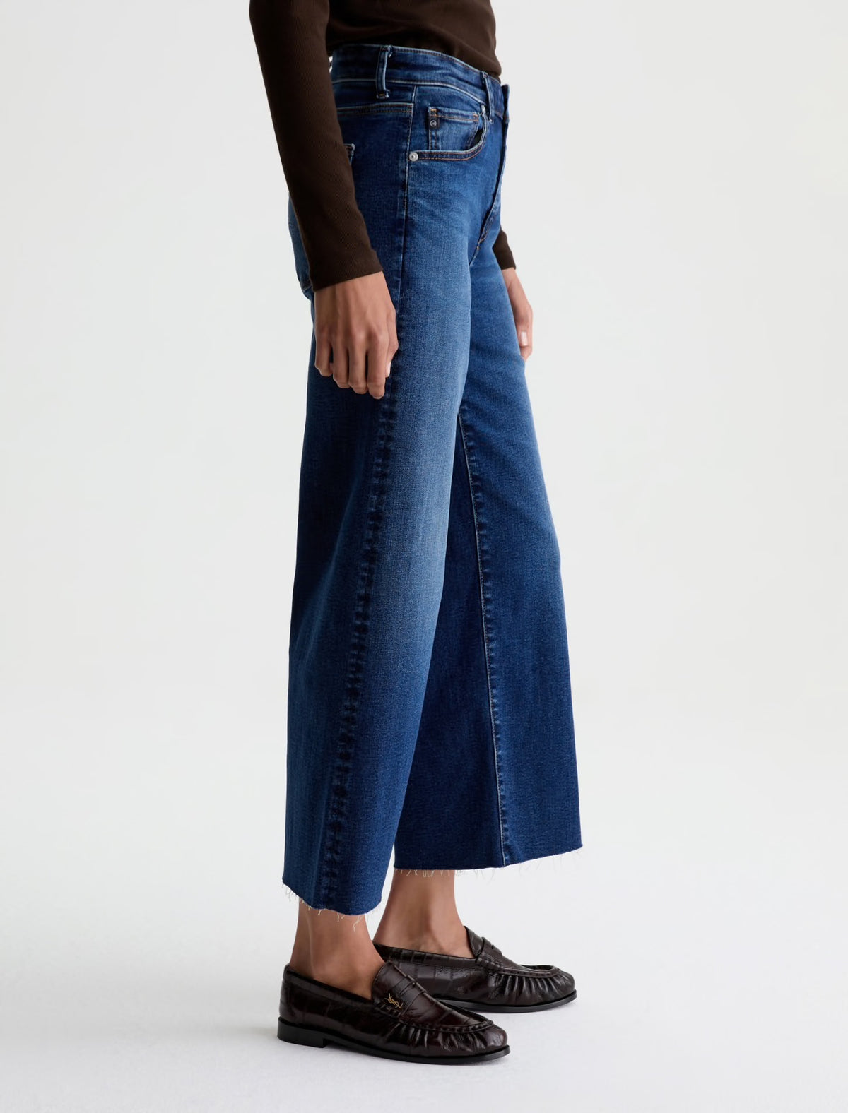Saige Wide Leg Crop in HRDB