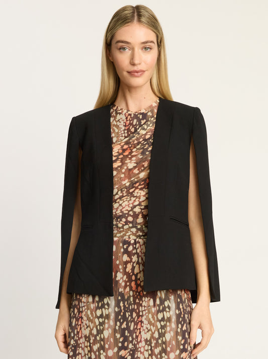 Mala Capelet in Black