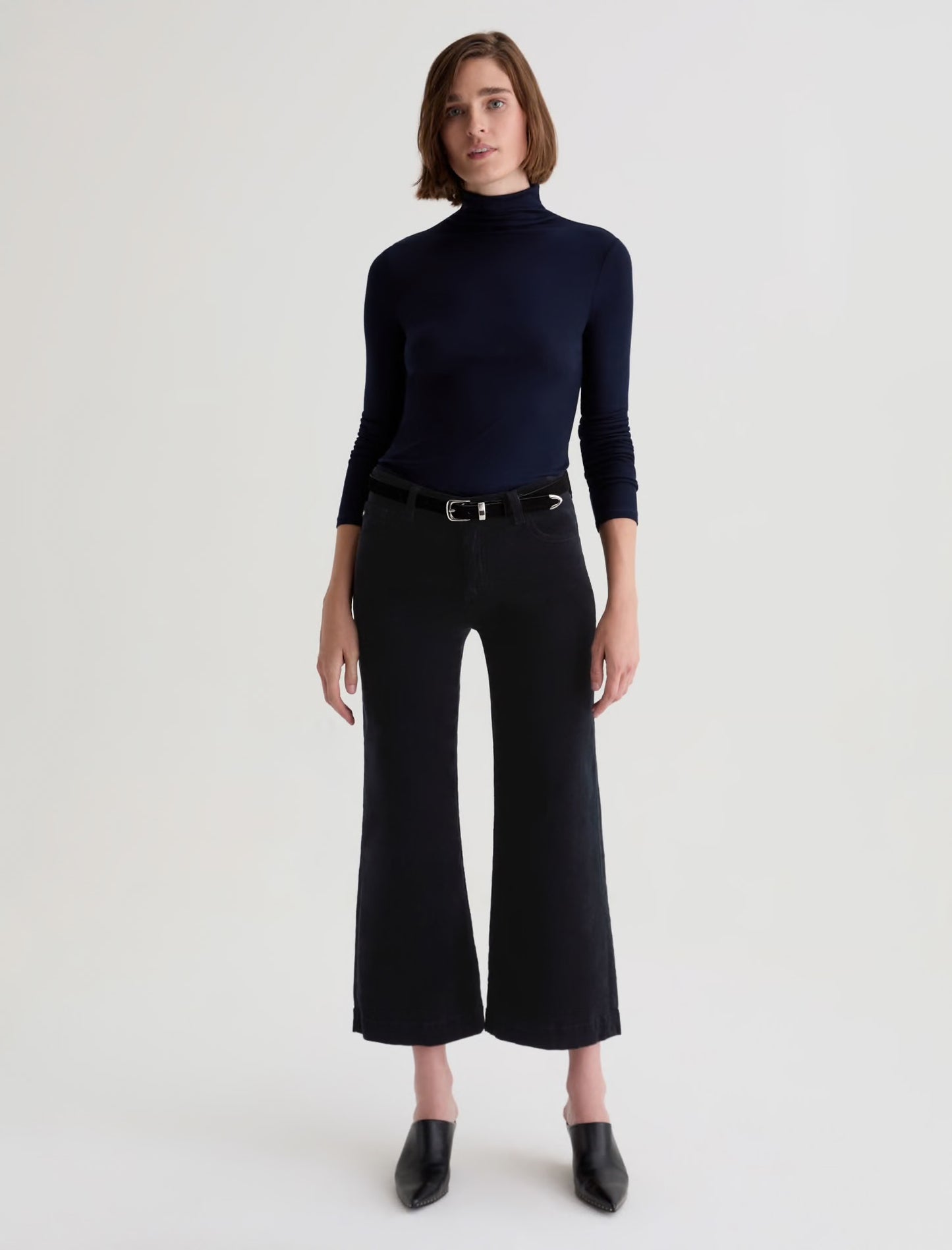 Saige Wide Leg Crop Cord in Super Black