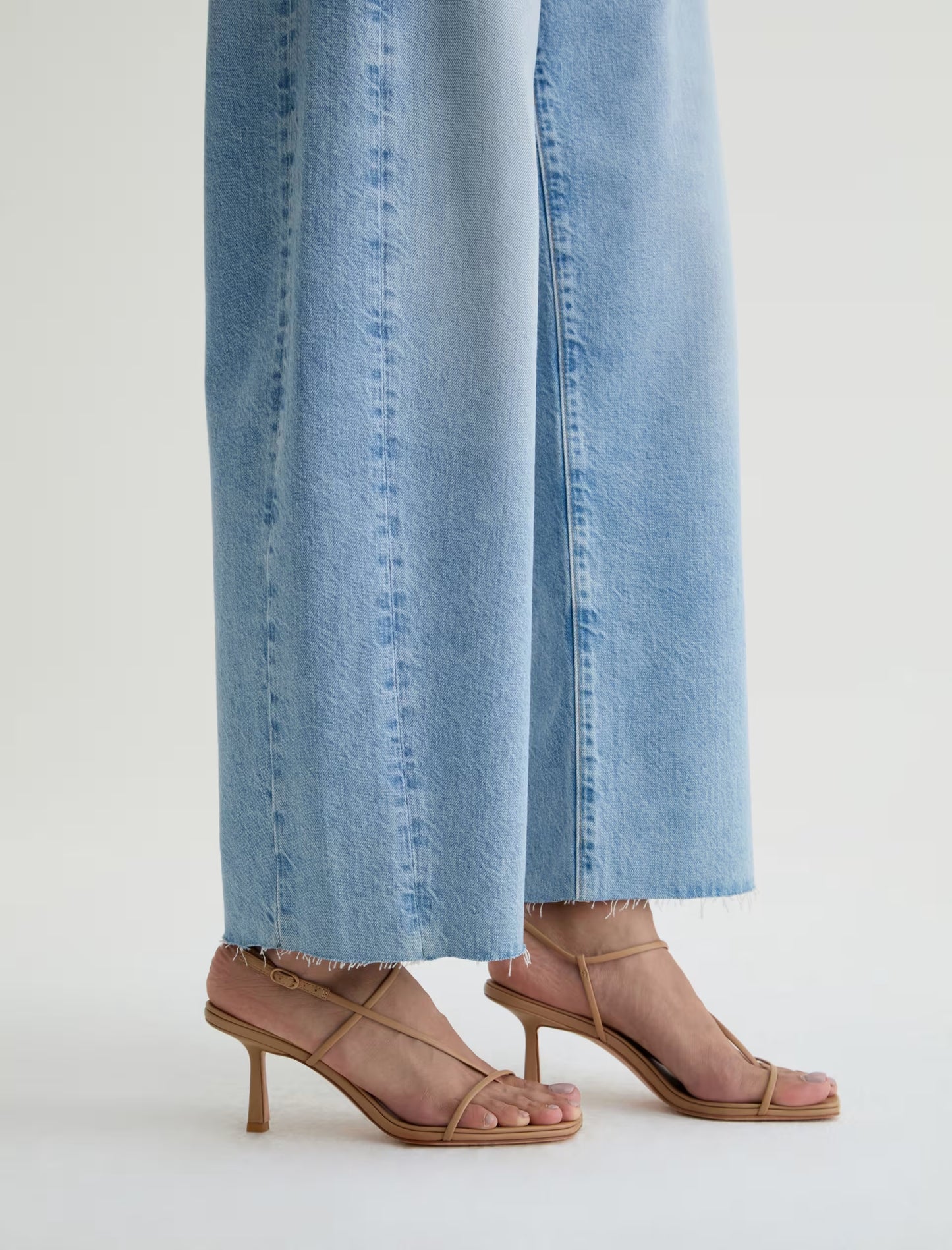 Hattie Crop in Gesture