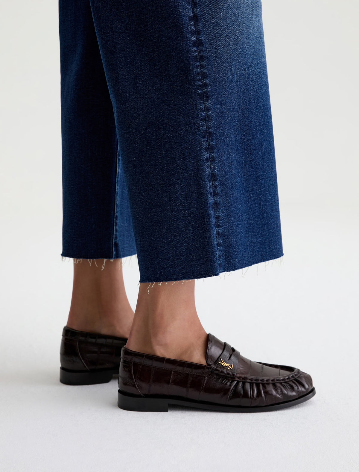 Saige Wide Leg Crop in HRDB