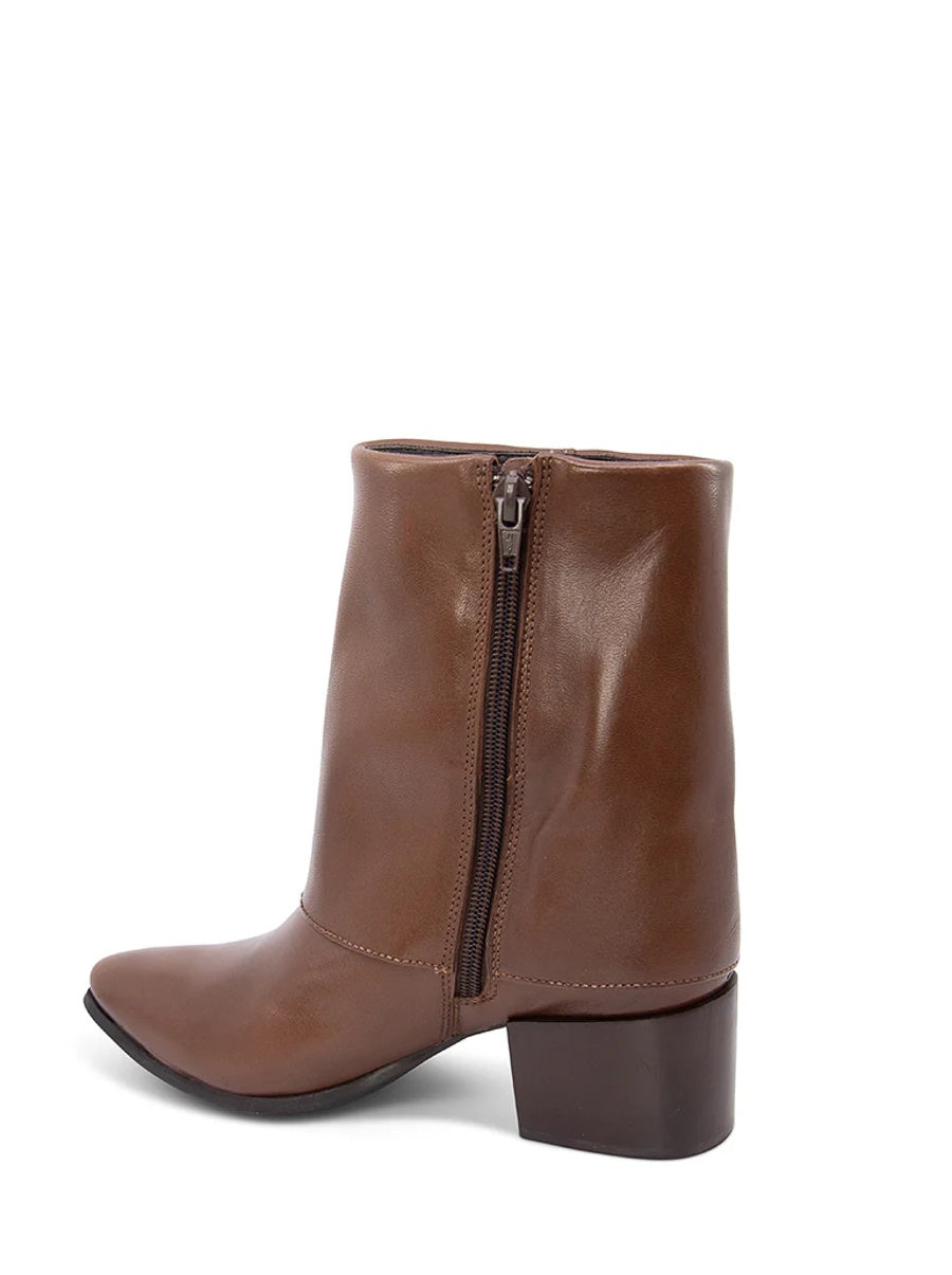 Leeza Boot