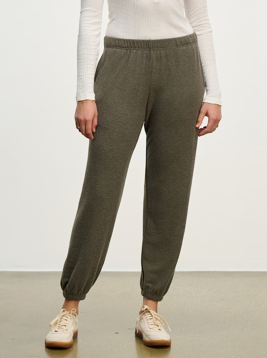 Lexie Pant
