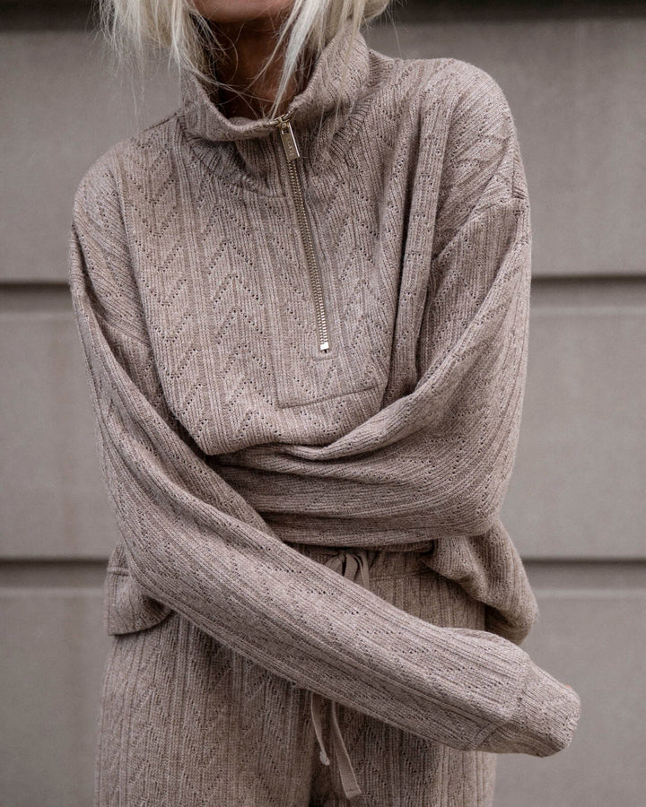 Sweatersoft Quarter Zip