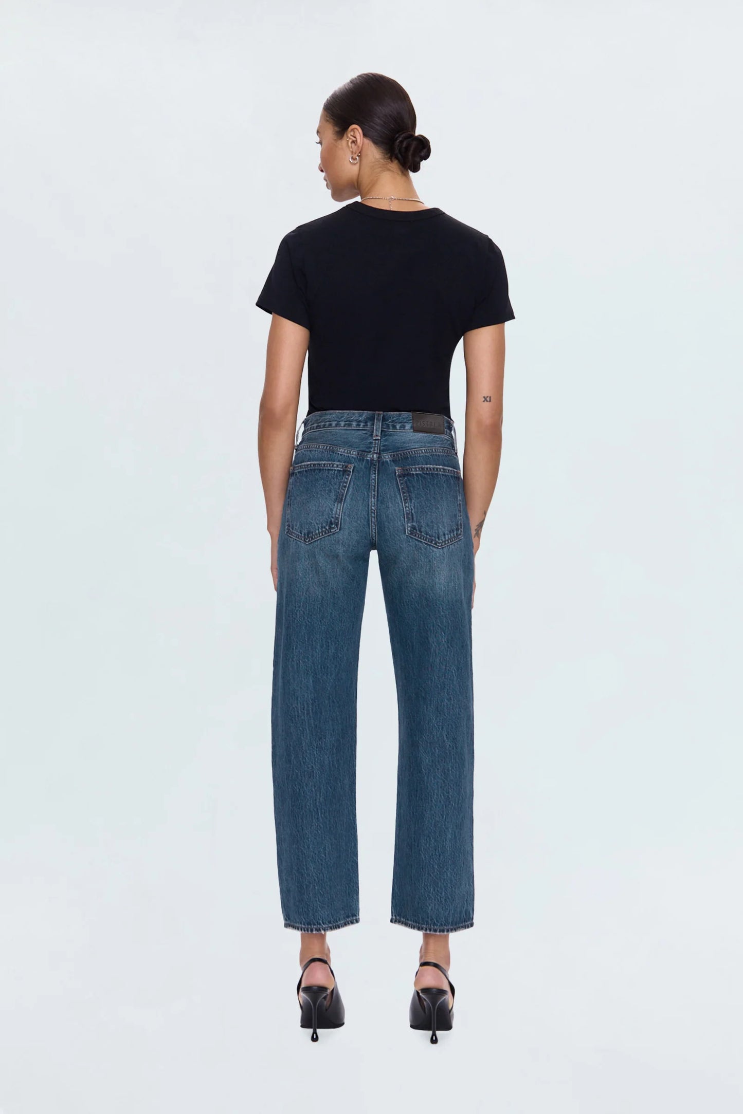Lexi Bowed Straight Leg - Artisan