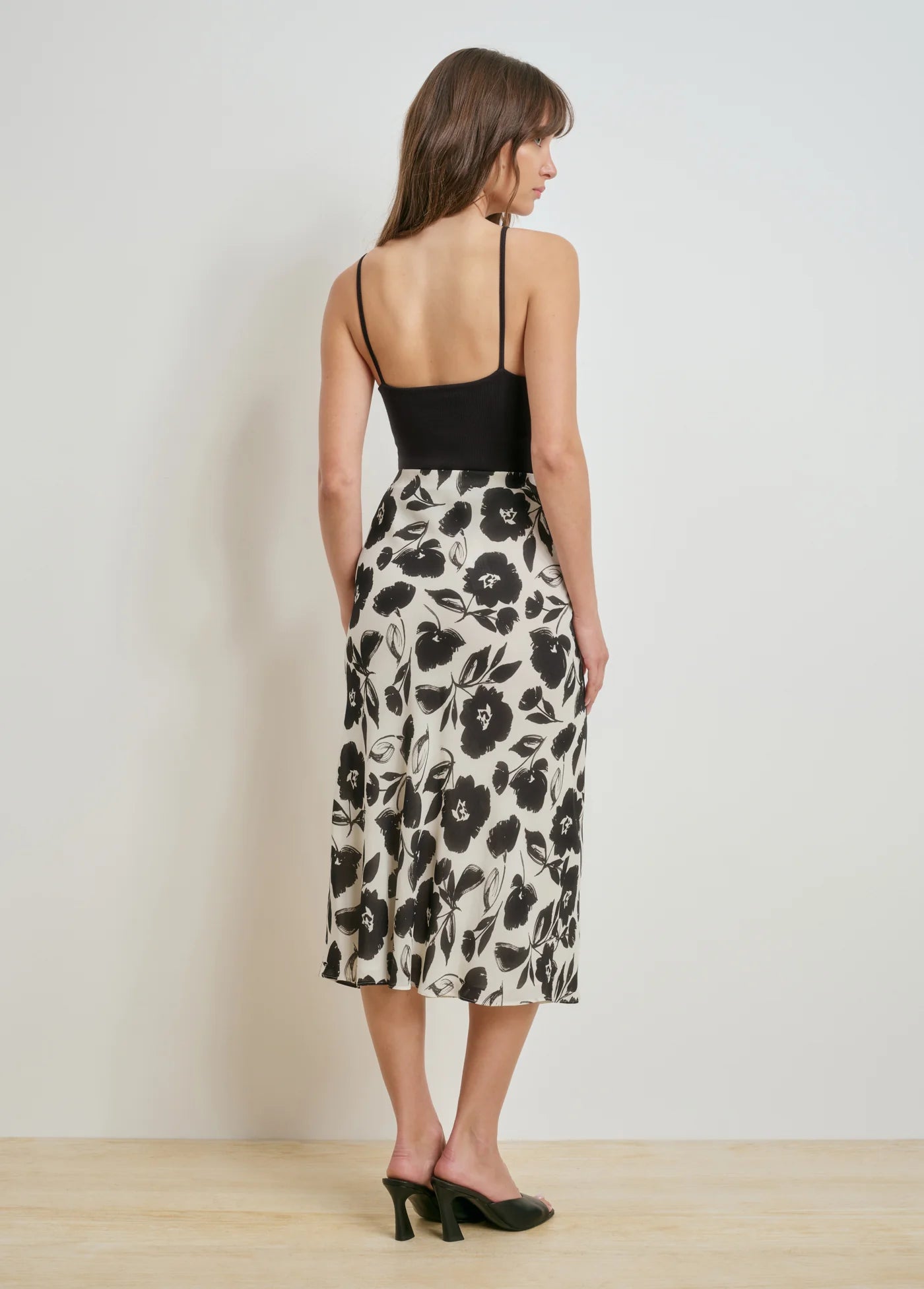 The JoJo Skirt in Neutral Floral