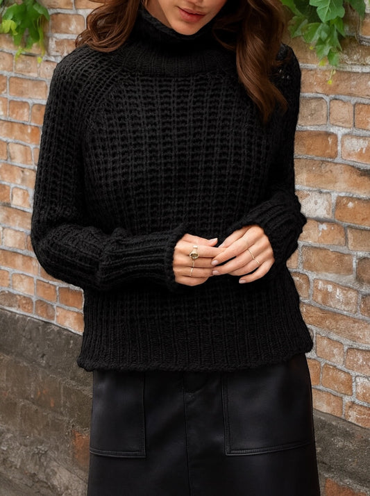 Tara Rails T Neck in Black