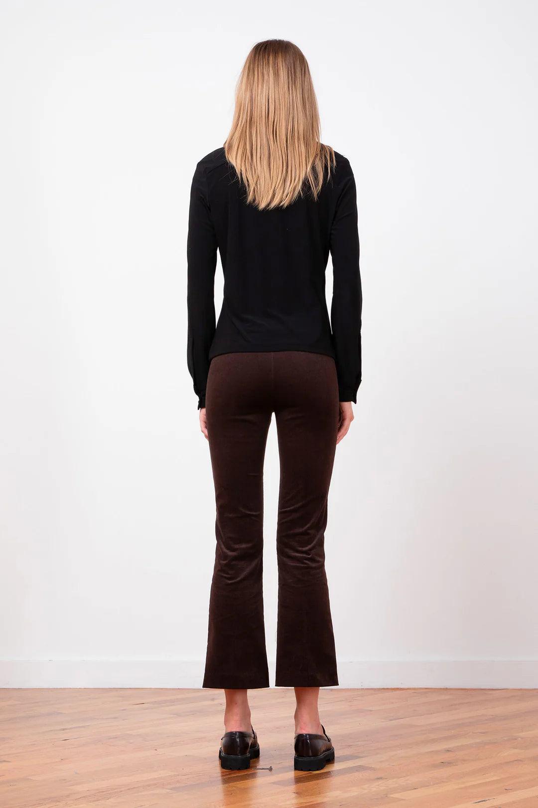 Leo Fine Corduroy in Brown