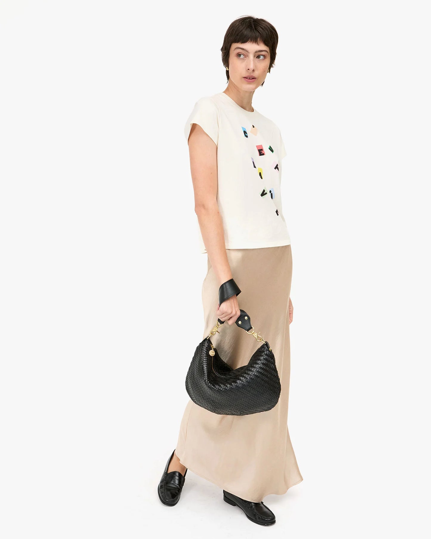 Moyen Messenger in Black