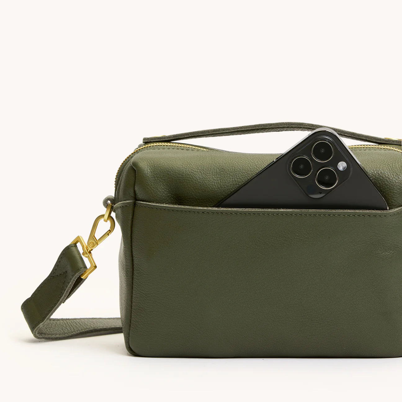 Evan Crossbody in Olive