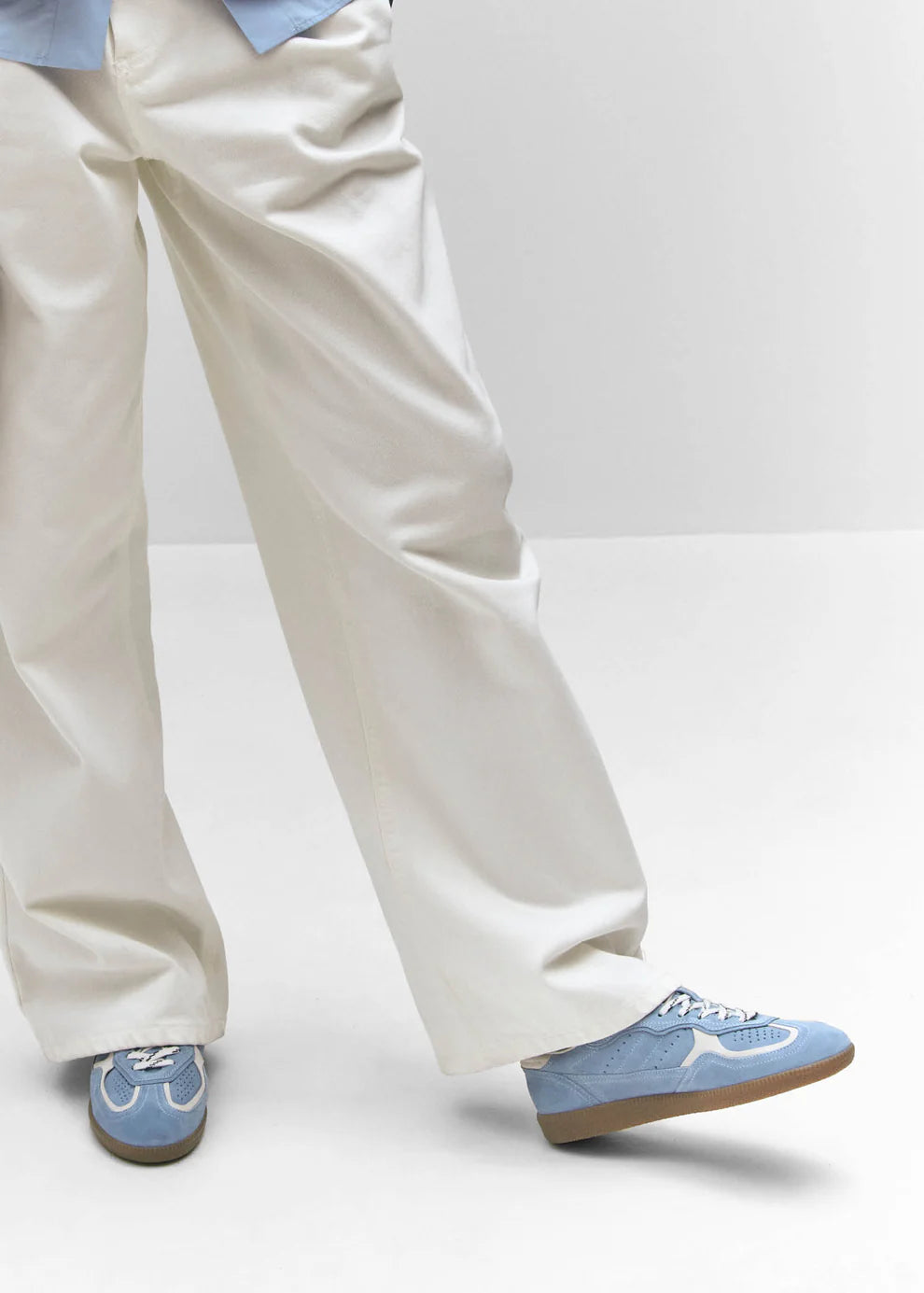 TB.490 Rife Sneaker in Cornflower Blue