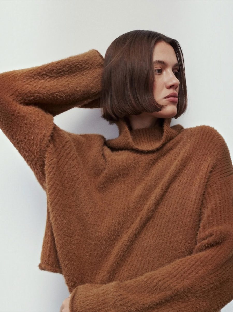 Elga Sweater in Camel