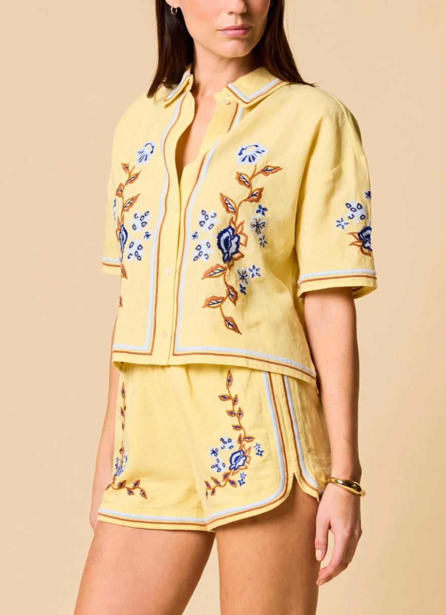 Wynona Top