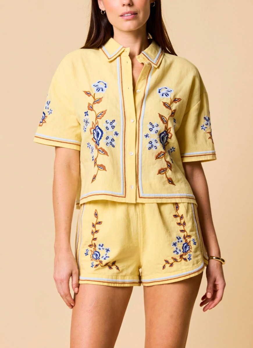 Wynona Top