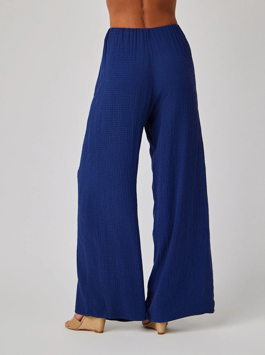 Clean Wide Leg Pant