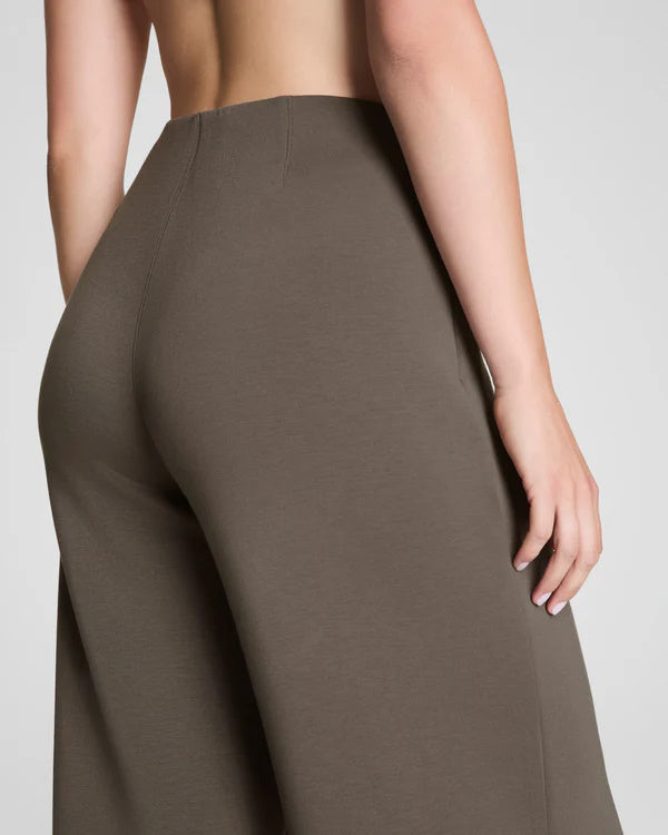 AE Smooth Wide Leg Pant